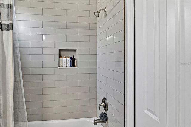 746 GRAND CYPRESS LANE, Tarpon Springs, FL 34689