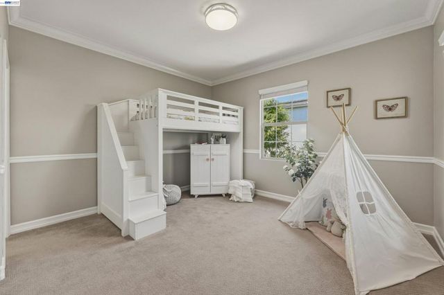 8320 New Park Ln, San Diego, CA 92127