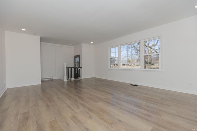 5913 Washington Avenue, Evansville, IN 47715