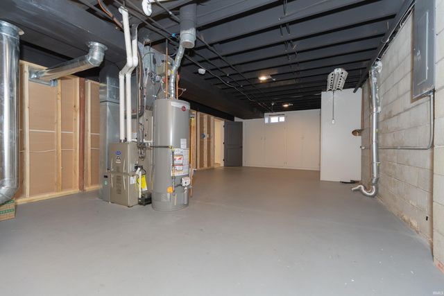 5913 Washington Avenue, Evansville, IN 47715