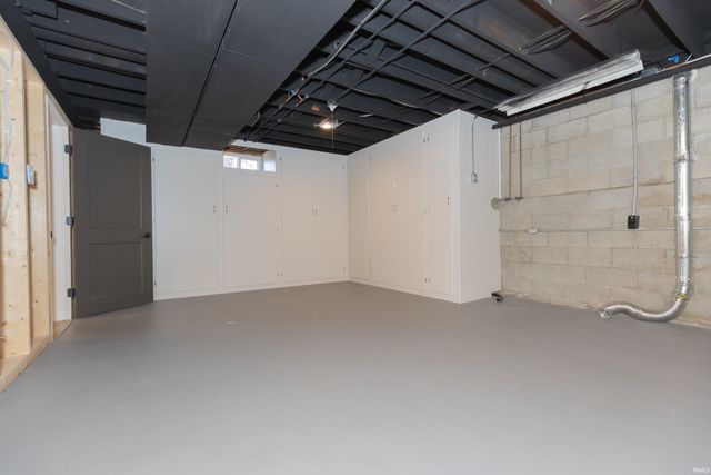 5913 Washington Avenue, Evansville, IN 47715