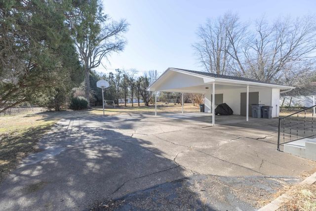 5913 Washington Avenue, Evansville, IN 47715