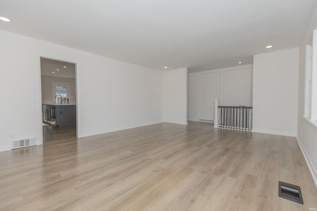 5913 Washington Avenue, Evansville, IN 47715