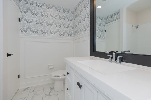 5913 Washington Avenue, Evansville, IN 47715