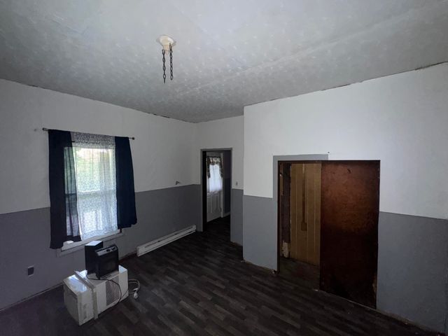 8418 Locust Pike, Latonia, KY 41015