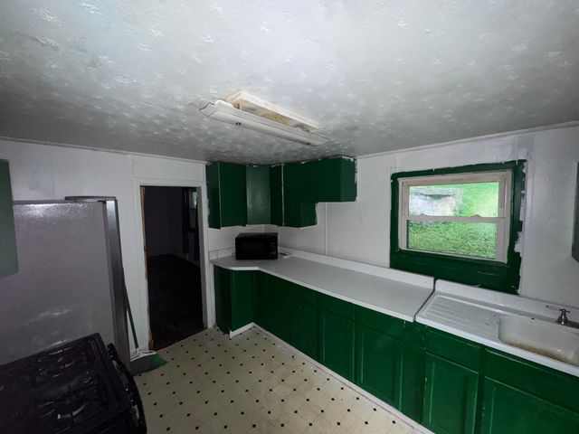 8418 Locust Pike, Latonia, KY 41015