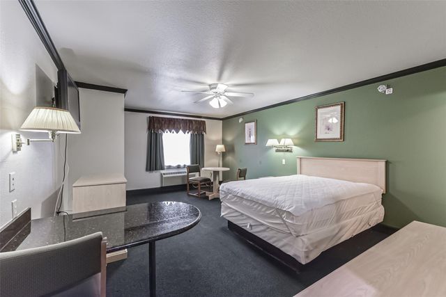 1025 Swanson Street 311, Houston, TX 77030