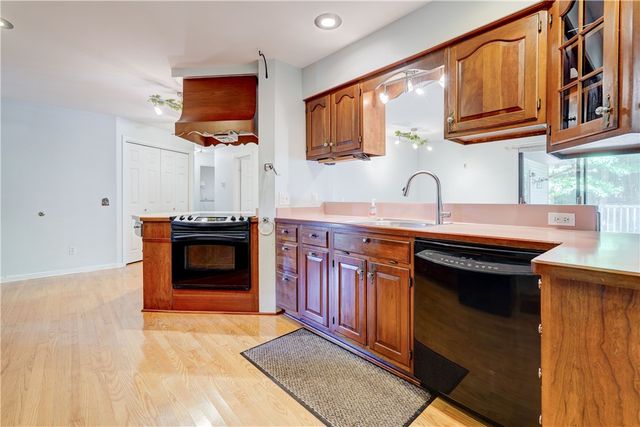 71 Harvest Road, Perinton, NY 14450