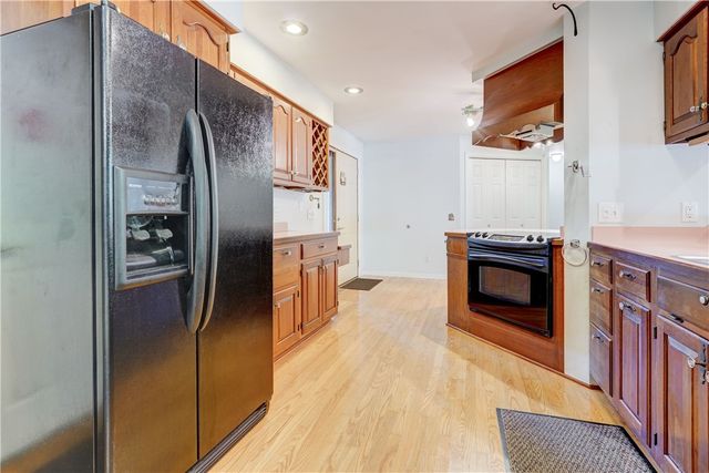 71 Harvest Road, Perinton, NY 14450