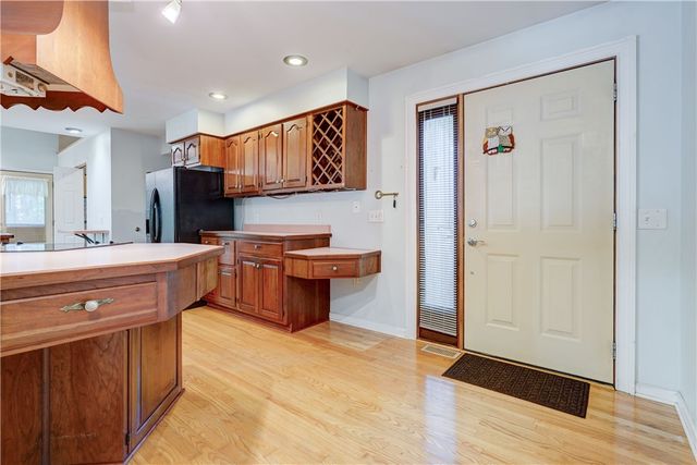 71 Harvest Road, Perinton, NY 14450