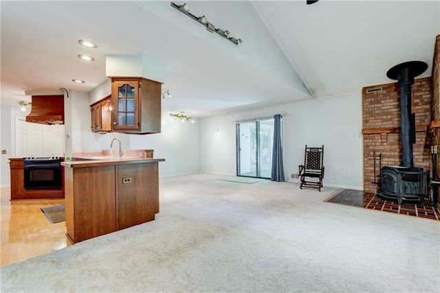 71 Harvest Road, Perinton, NY 14450