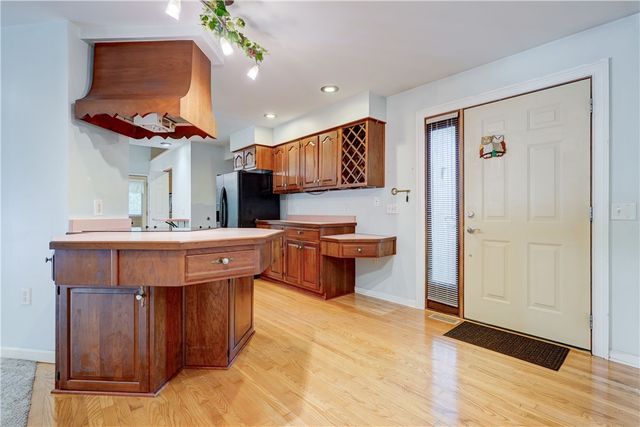 71 Harvest Road, Perinton, NY 14450