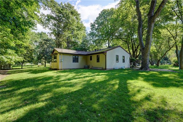 71 Harvest Road, Perinton, NY 14450