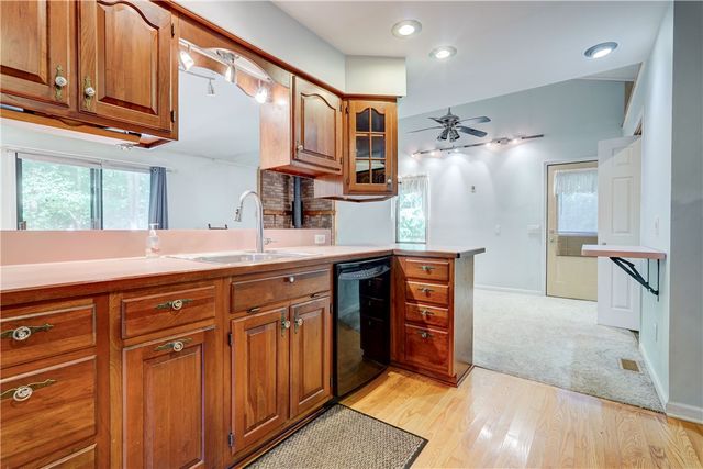 71 Harvest Road, Perinton, NY 14450