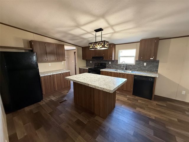 310 County Road 4757, Sulphur Springs, TX 75482