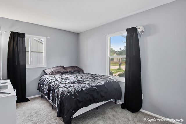 1904 JOANNA Avenue, Zion, IL 60099