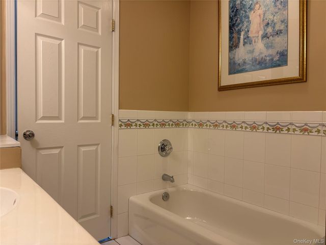 104 Scenic Lake Drive, Riverhead, NY 11901