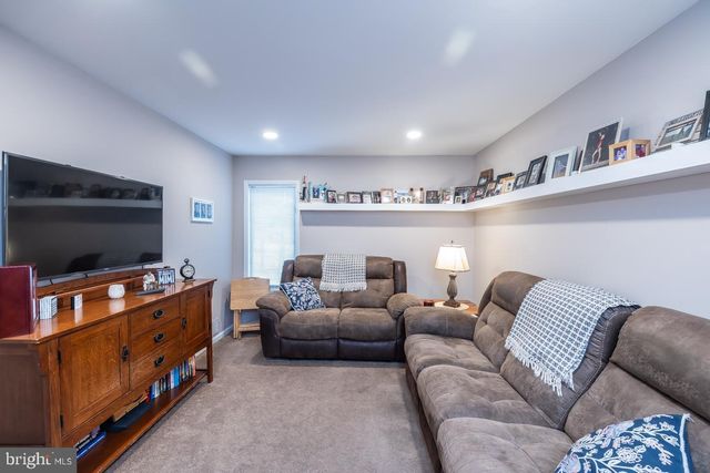 1312 GOLDFINCH LN, Millville, NJ 08332