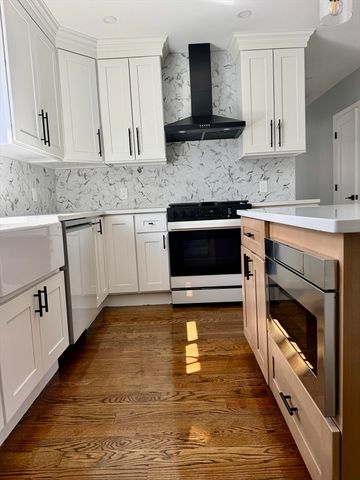 60-62 Wellsmere Road 2, Boston, MA 02131