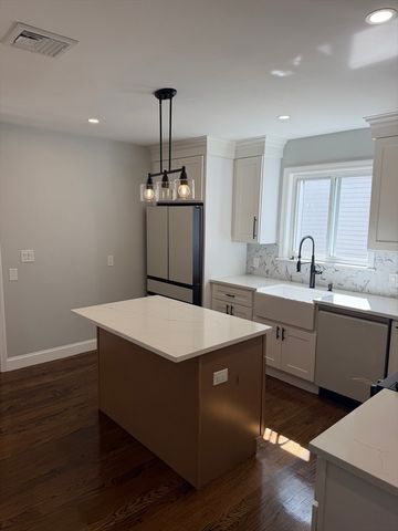 60-62 Wellsmere Road 2, Boston, MA 02131