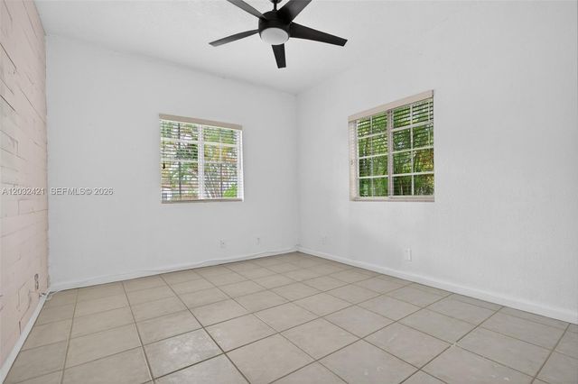 4902 Washington St 4, Hollywood, FL 33021