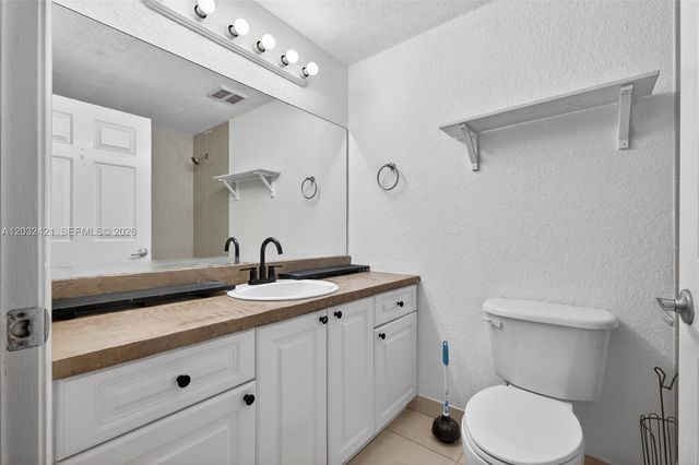 4902 Washington St 4, Hollywood, FL 33021