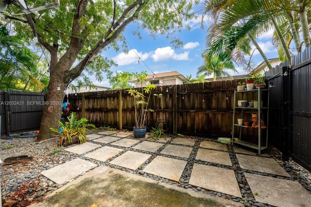 4902 Washington St 4, Hollywood, FL 33021
