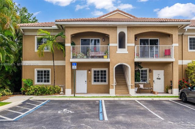 4902 Washington St 4, Hollywood, FL 33021