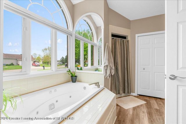 990 Chads Way, Charlotte, MI 48813