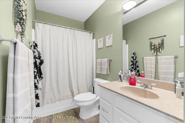 990 Chads Way, Charlotte, MI 48813