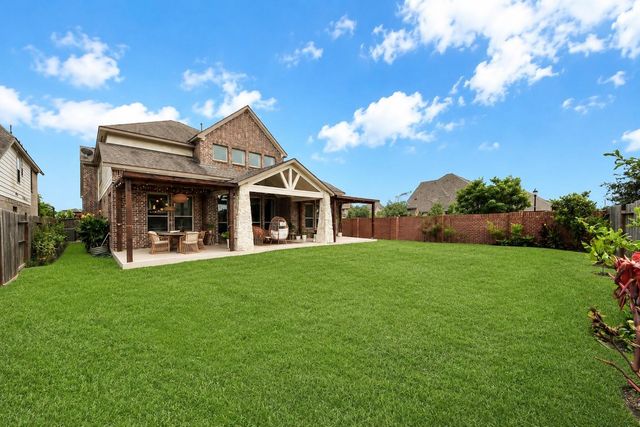 8803 Autumn Pine Drive, Missouri City, TX 77459