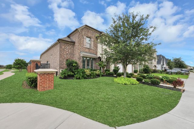 8803 Autumn Pine Drive, Missouri City, TX 77459