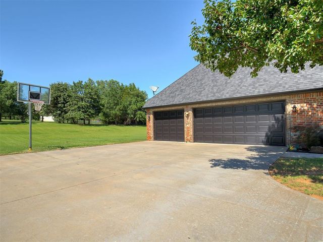 10409 SE 47th Street, Oklahoma City, OK 73150