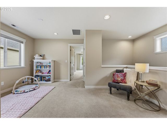 15869 Sw CENTURY Dr, Sherwood, OR 97140