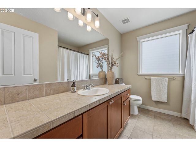 15869 Sw CENTURY Dr, Sherwood, OR 97140