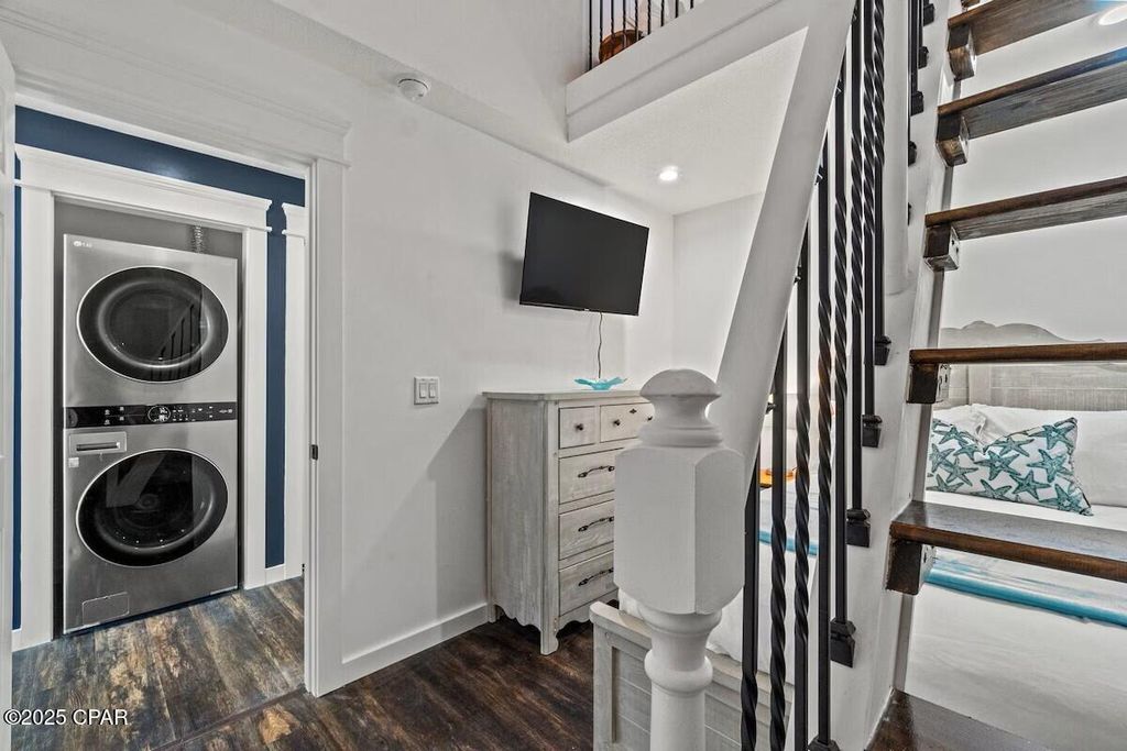 Image 27 of property listing at 17203 Front Beach Road 2, Panama City Beach, FL 32413