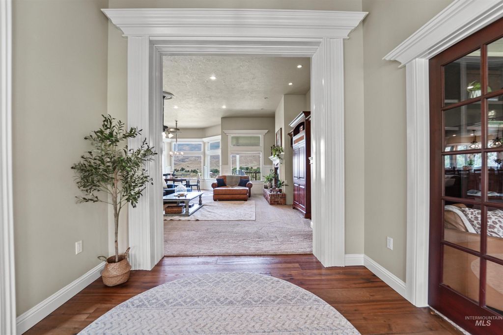 26 Maria Dr, Horseshoe Bend, ID 83629 photo 4