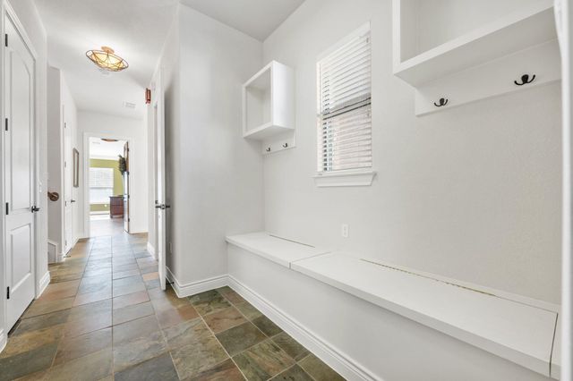 20607 Thurman Bend RD, Spicewood, TX 78669