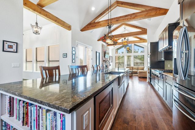 20607 Thurman Bend RD, Spicewood, TX 78669