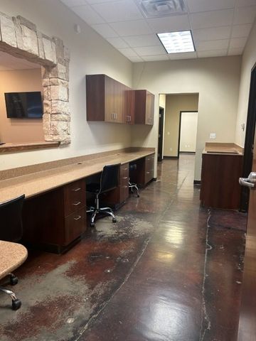 301 SW 16th Street, Bentonville, AR 72712