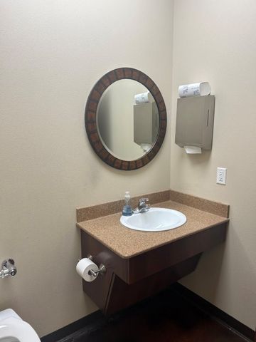 301 SW 16th Street, Bentonville, AR 72712