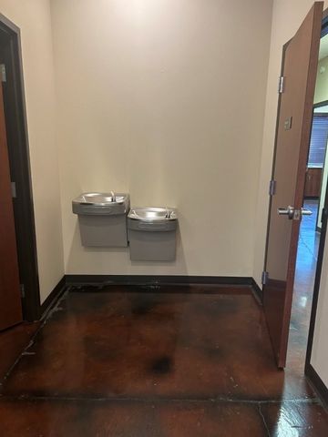 301 SW 16th Street, Bentonville, AR 72712