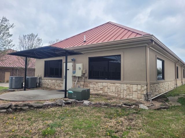 301 SW 16th Street, Bentonville, AR 72712