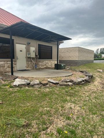 301 SW 16th Street, Bentonville, AR 72712