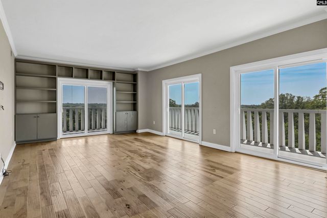1829 SENATE Street 7-B, Columbia, SC 29201