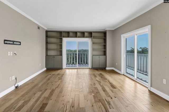 1829 SENATE Street 7-B, Columbia, SC 29201