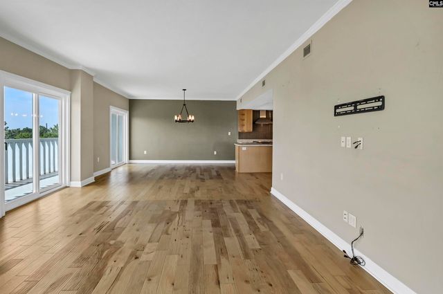 1829 SENATE Street 7-B, Columbia, SC 29201