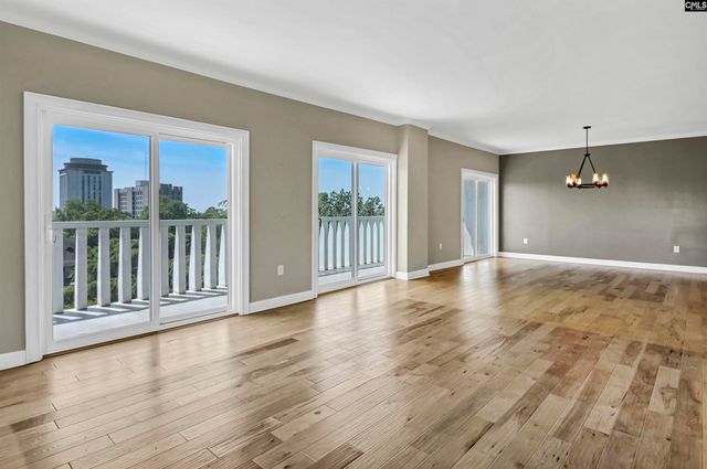 1829 SENATE Street 7-B, Columbia, SC 29201