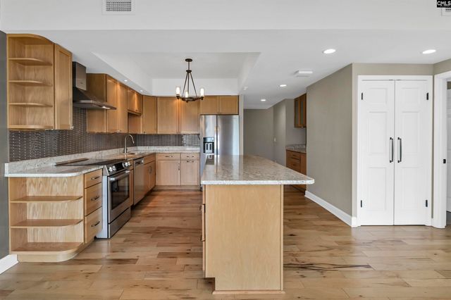 1829 SENATE Street 7-B, Columbia, SC 29201