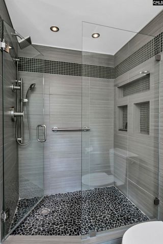 1829 SENATE Street 7-B, Columbia, SC 29201